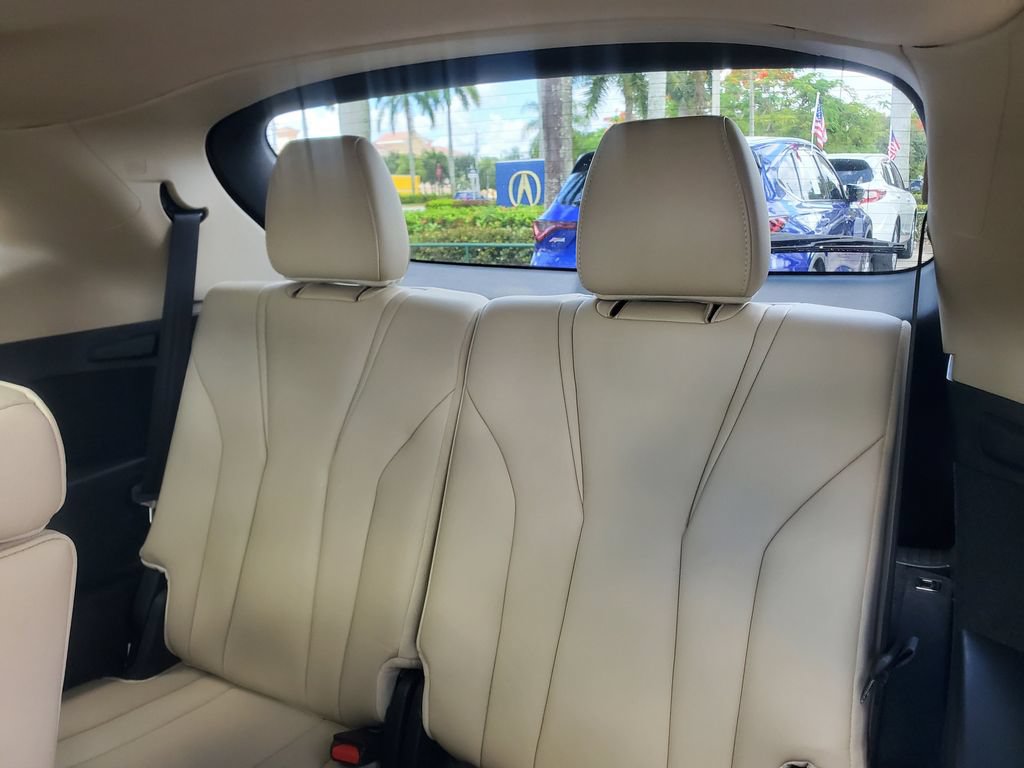 Certified 2022 Acura MDX FWD w/ Technology Package image 14