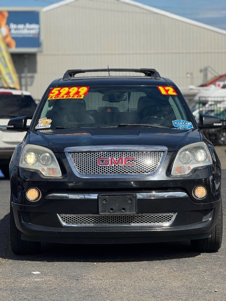 Used 2012 GMC Acadia Denali image 2