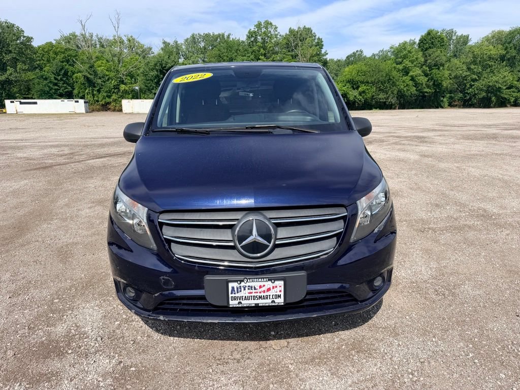 Used 2022 Mercedes-Benz Metris image 2