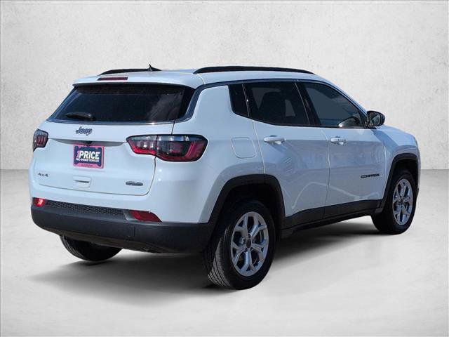 Used 2025 Jeep Compass Latitude image 5