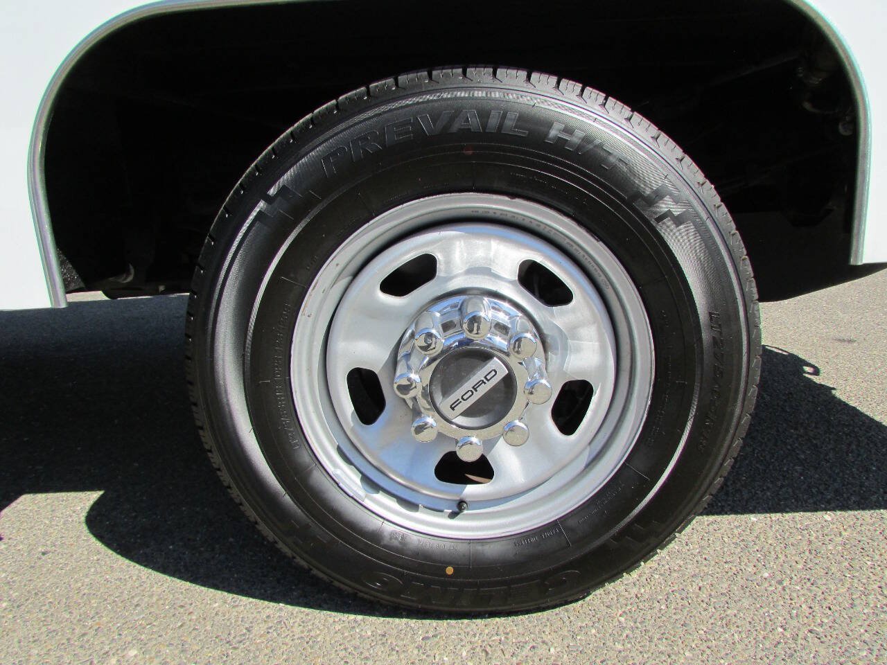 Used 2023 Ford F350 XL w/ XL Chrome Package RWD image 15