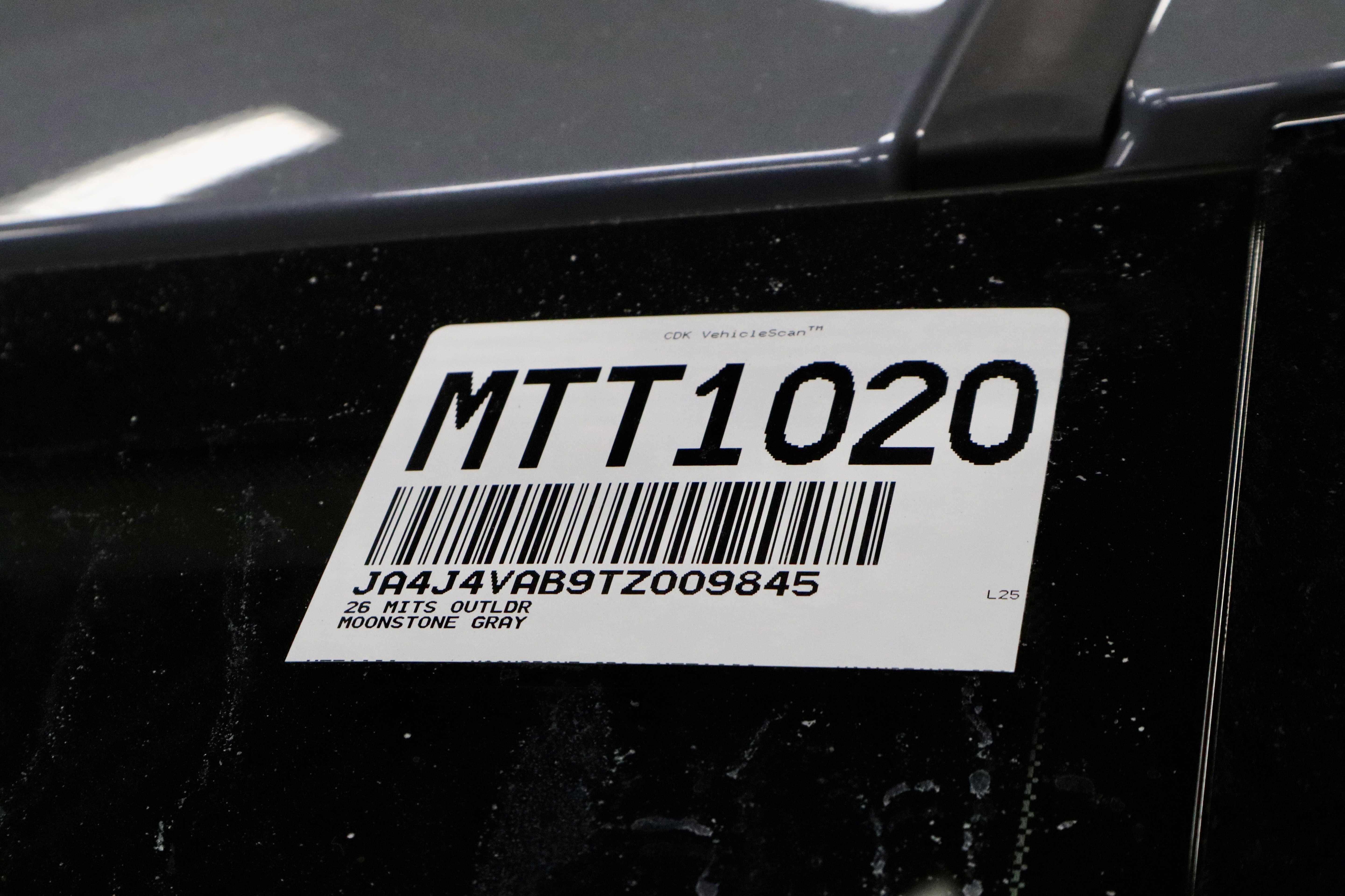 New 2026 Mitsubishi Outlander SE image 32