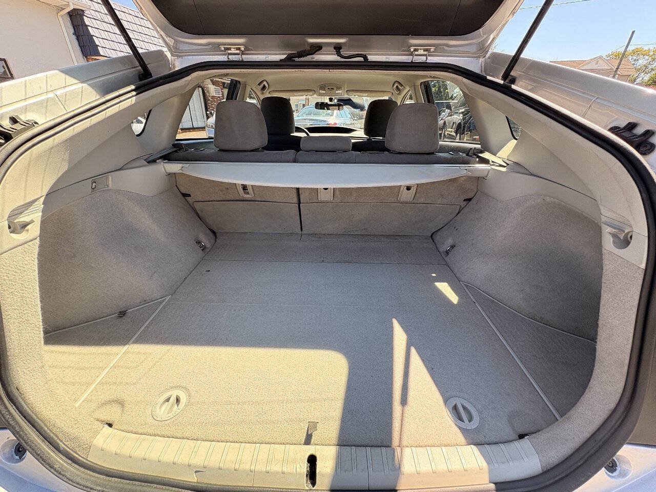 Used 2010 Toyota Prius Two FWD image 30