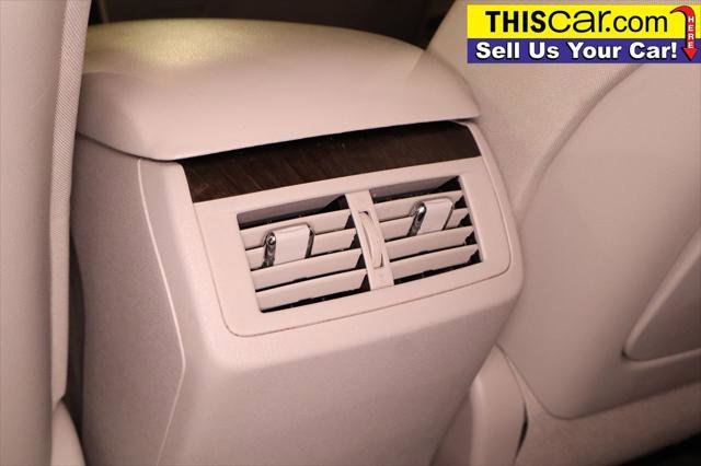 Used 2015 Toyota Venza LE FWD image 24