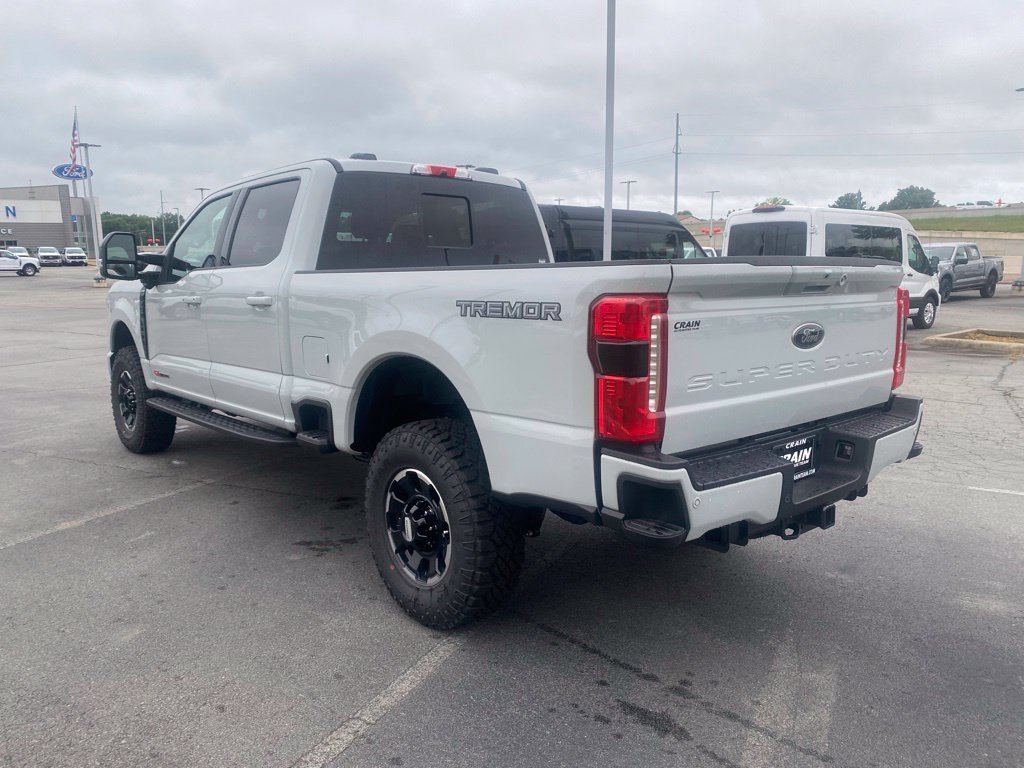 New 2026 Ford F250 Lariat w/ Tremor Off-Road Package AWD/4WD image 5
