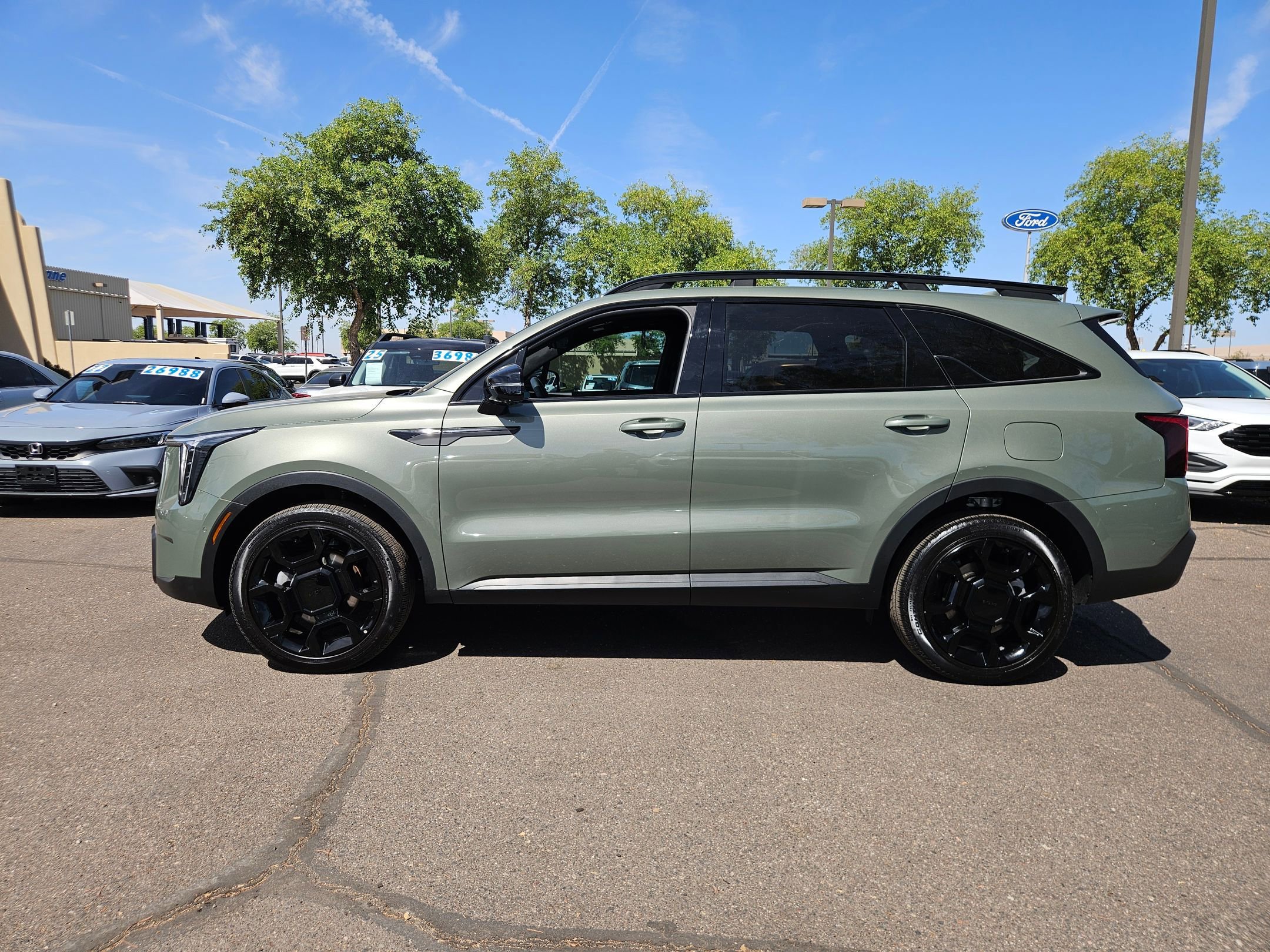 Used 2025 Kia Sorento SX Prestige AWD/4WD image 9