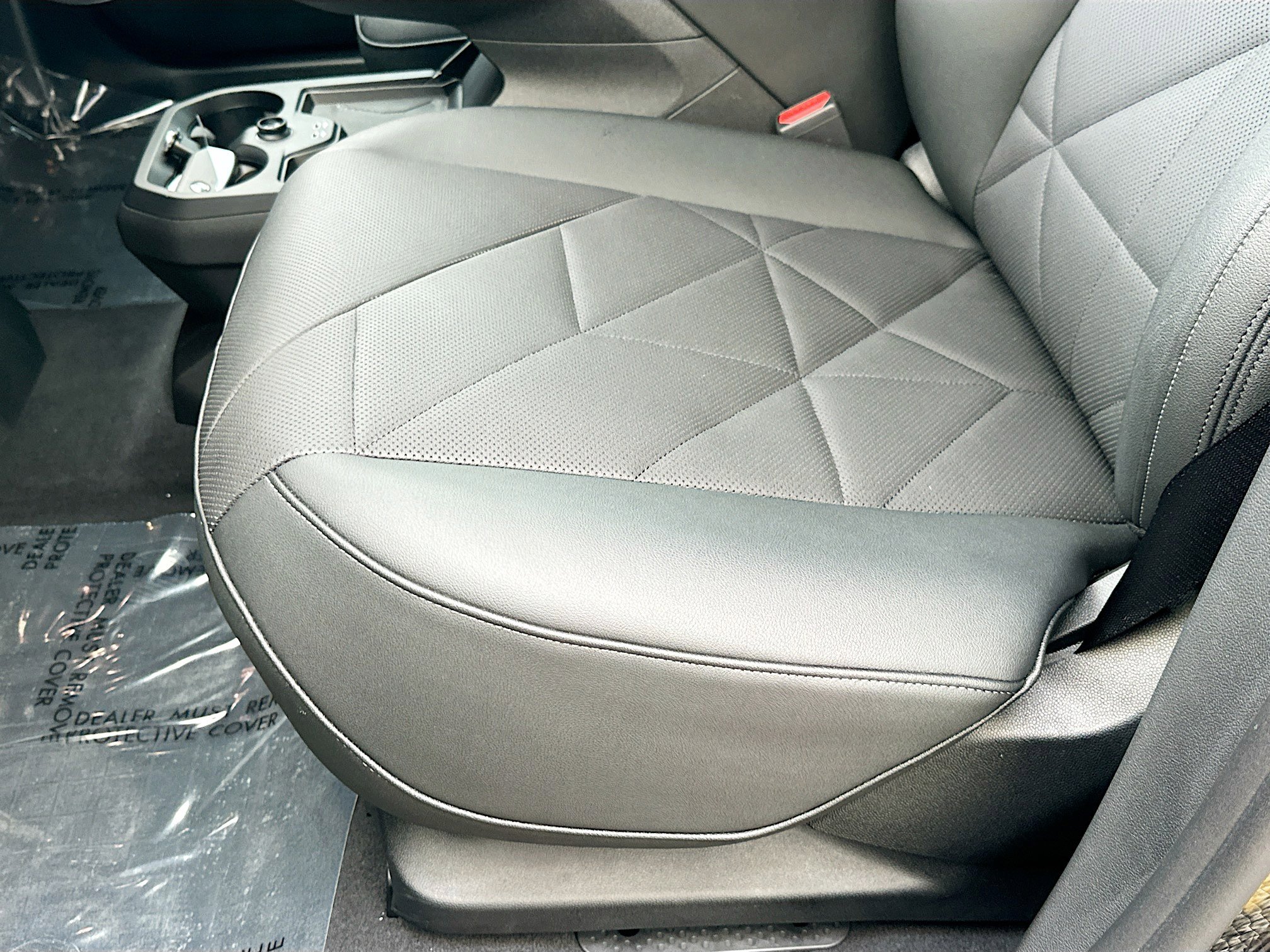 Used 2025 BMW iX xDrive50 w/ Sport Package image 18