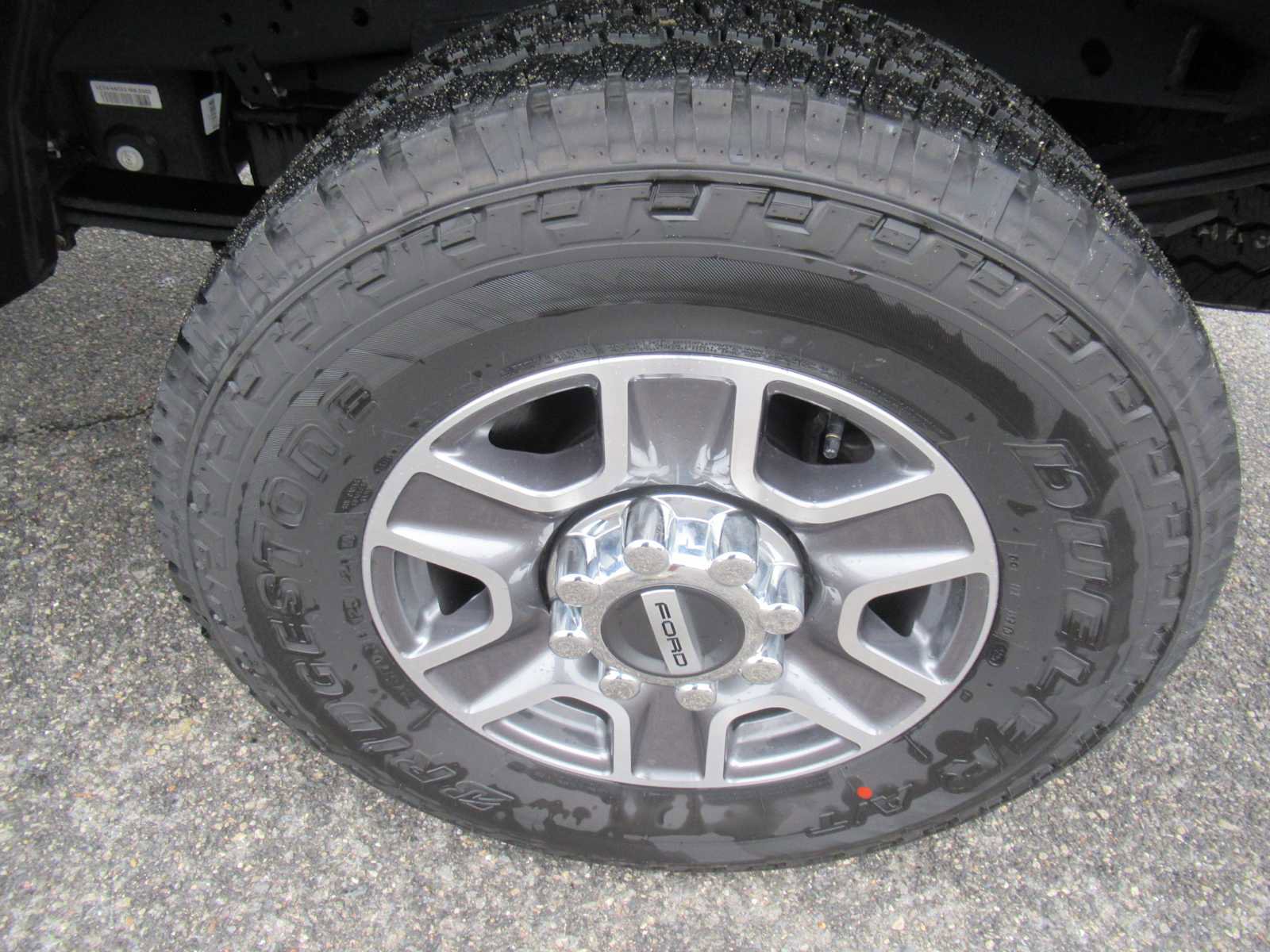 Used 2024 Ford F250 Lariat image 9