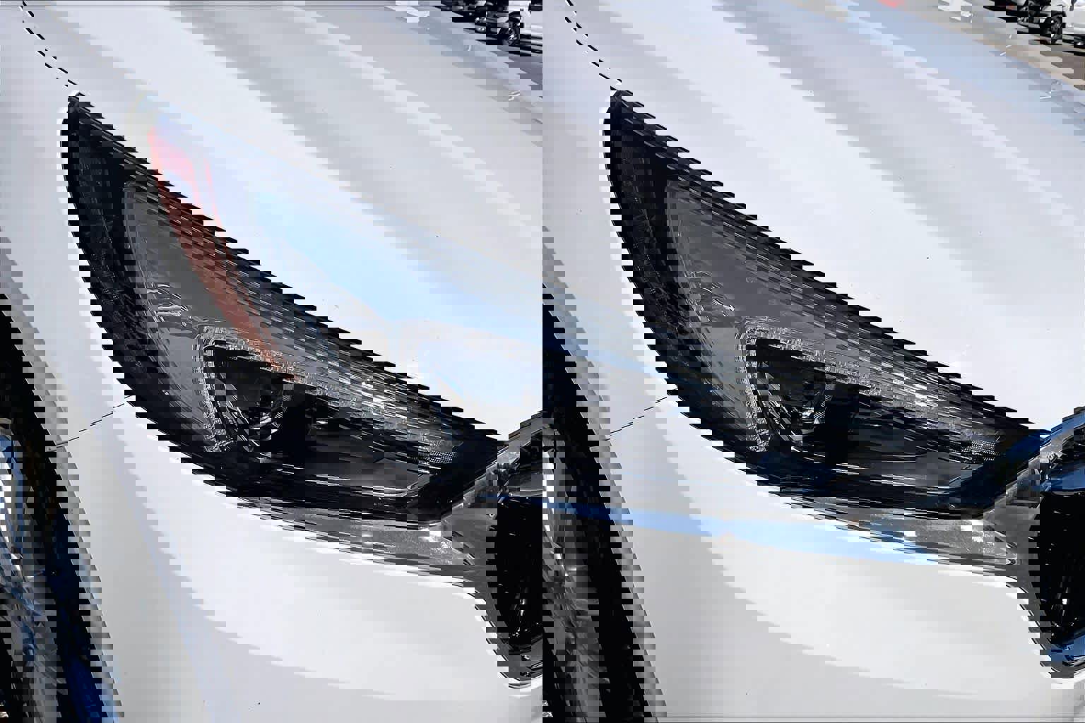 Used 2019 Buick Enclave Essence image 28