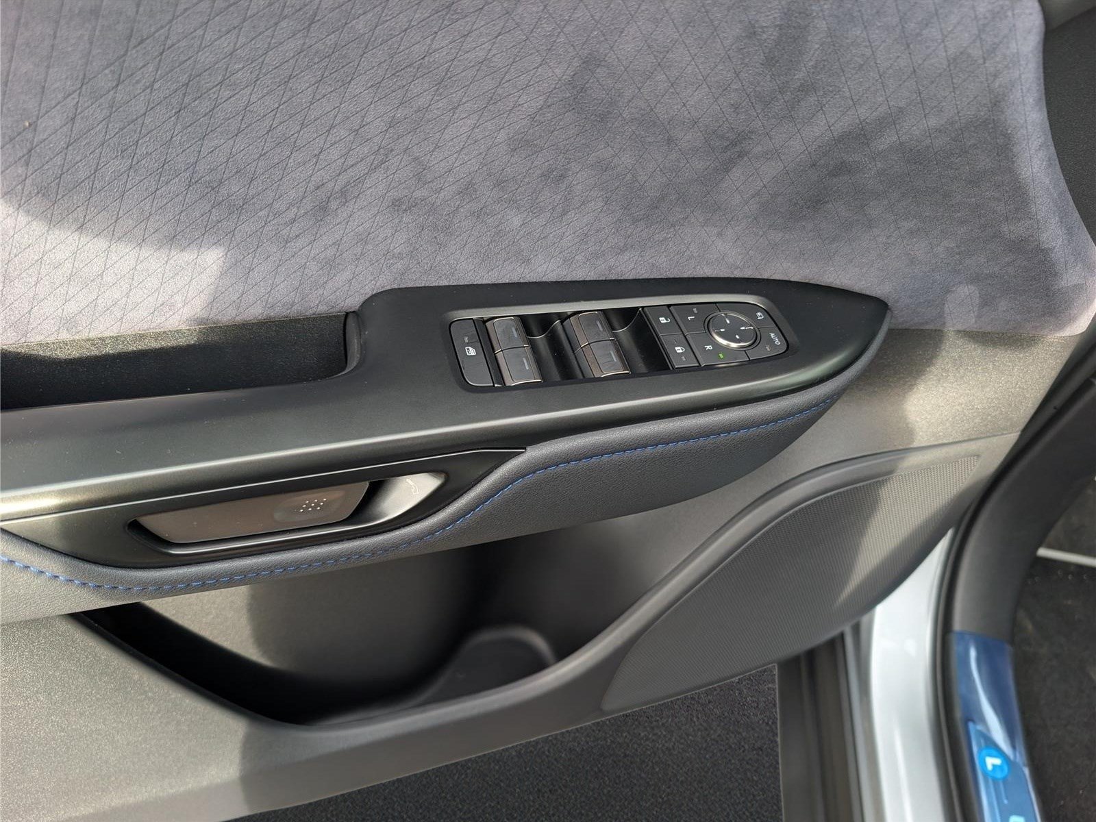 New 2026 Lexus RZ 450e AWD w/ Luxury Package image 17