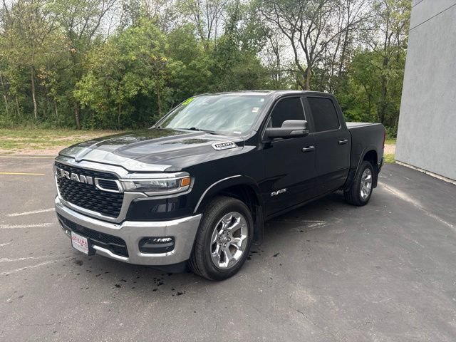 Used 2025 RAM 1500 Big Horn AWD/4WD image 3