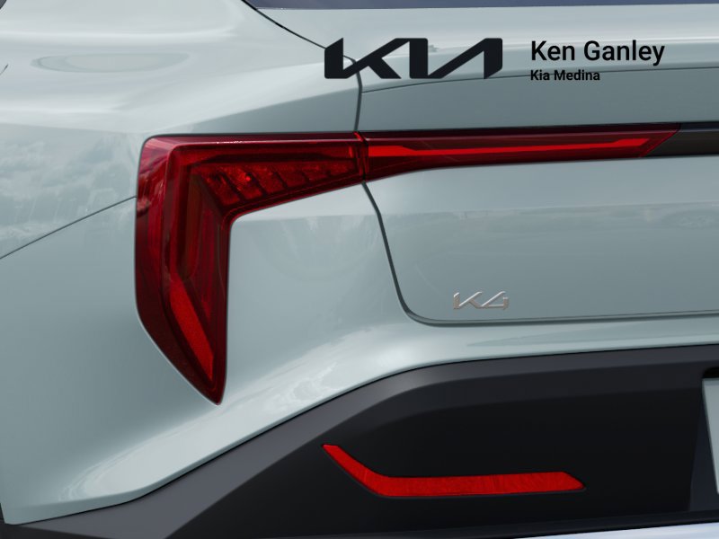 New 2026 Kia K4 FWD image 11