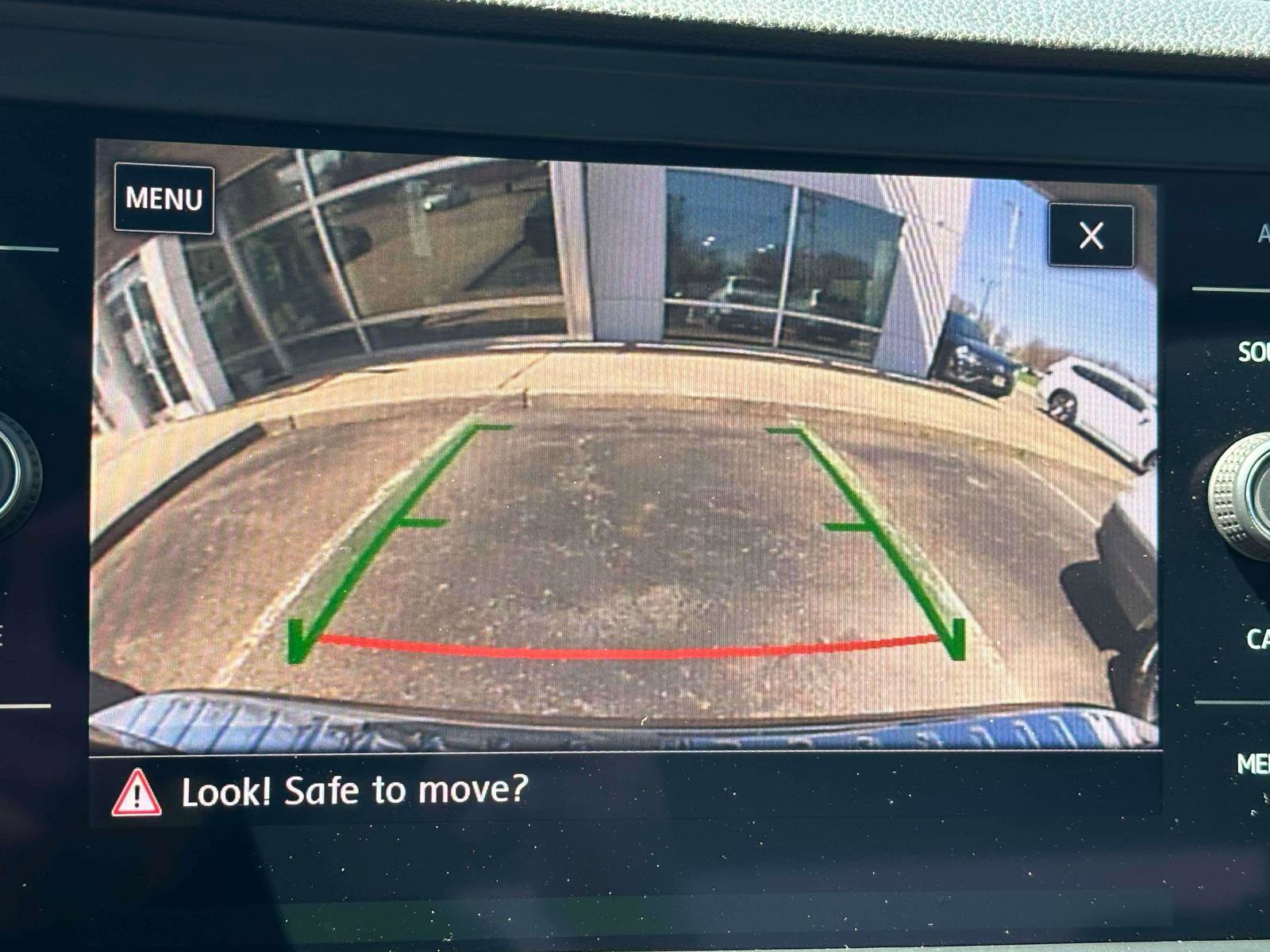 Used 2019 Volkswagen Jetta SEL image 27