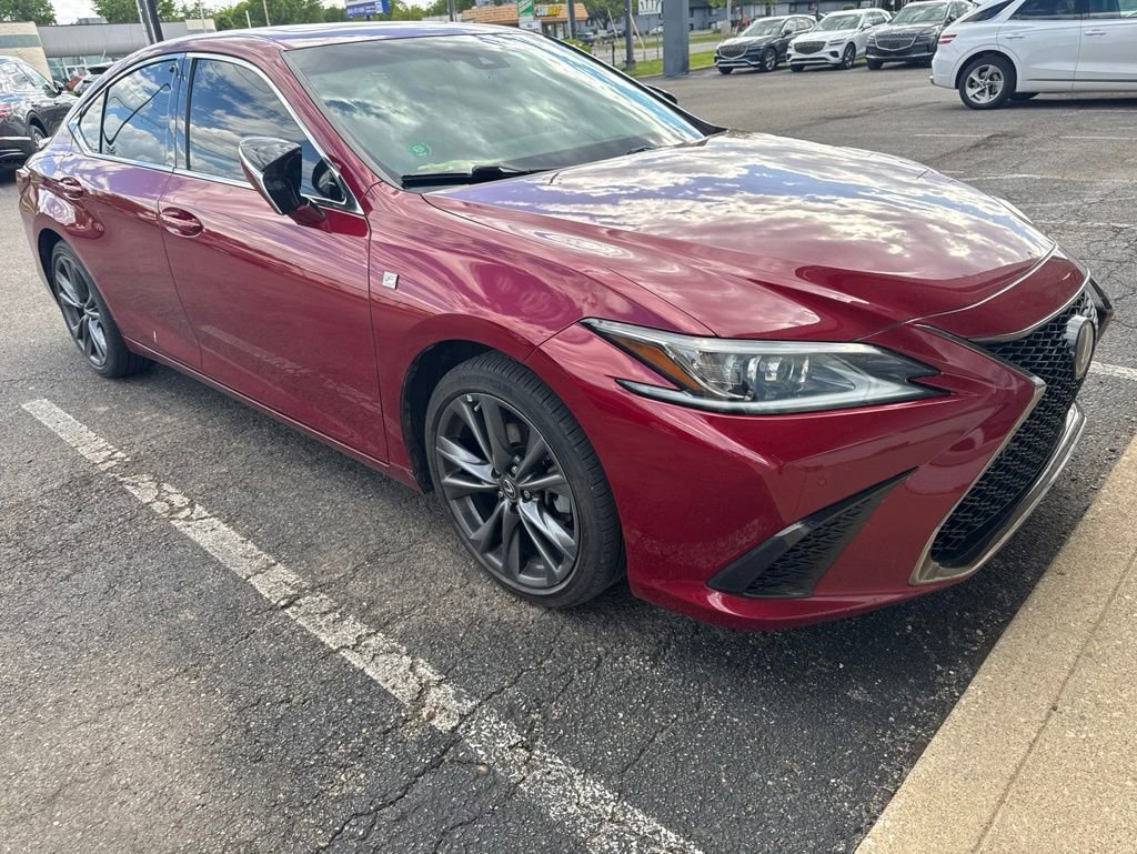 Used 2021 Lexus ES 350 F Sport w/ Accessory Package 2 FWD image 2
