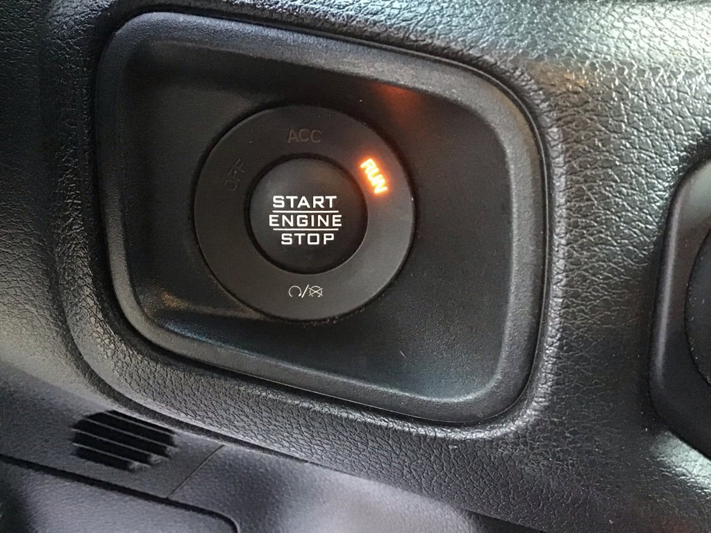 Used 2024 Jeep Gladiator Willys image 34