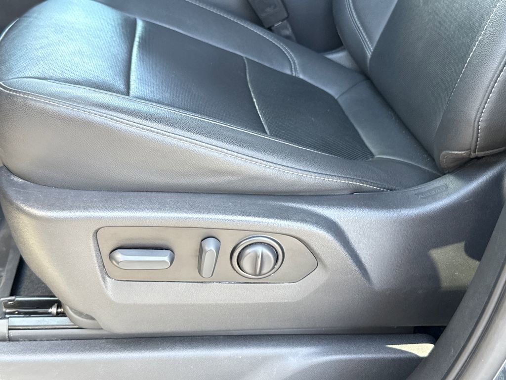 Used 2021 Chevrolet Silverado 1500 LTZ image 26