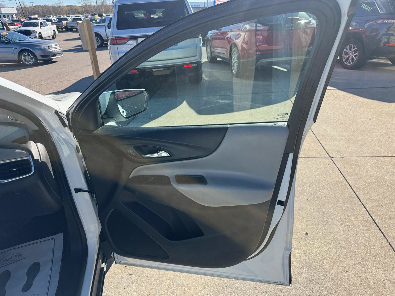 Used 2018 Chevrolet Equinox LT AWD/4WD image 15