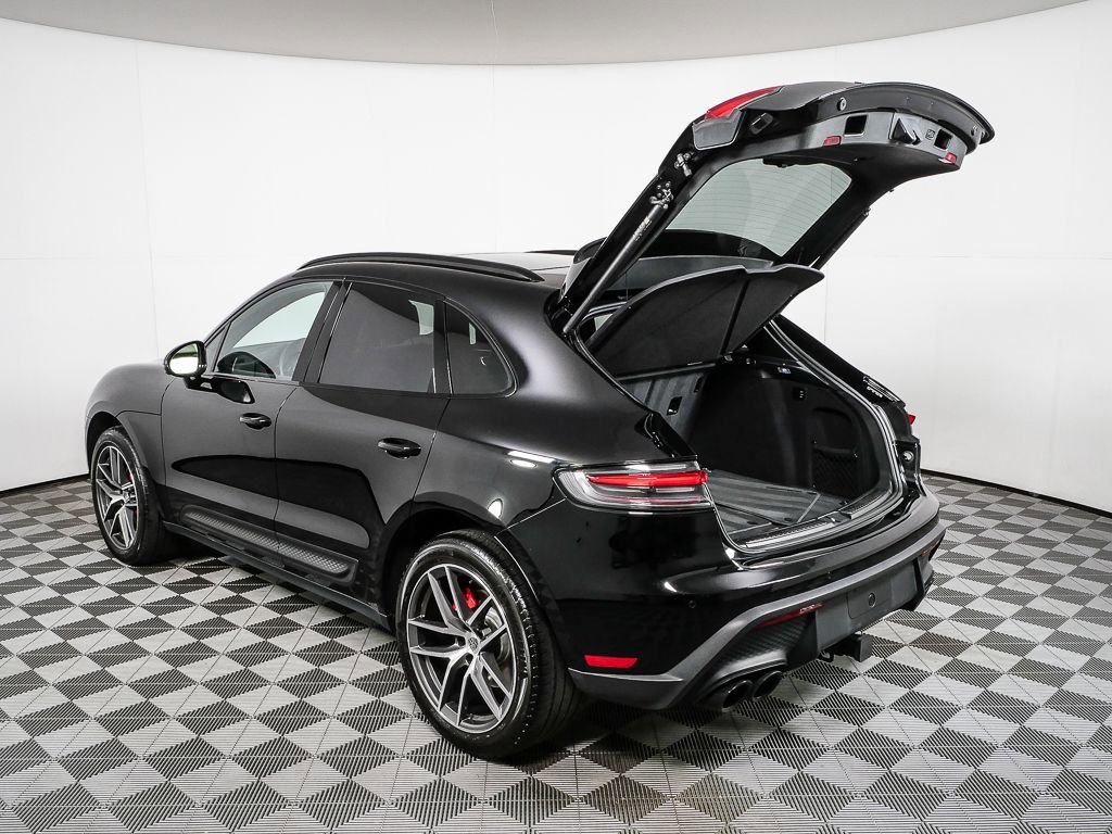 Certified 2023 Porsche Macan S w/ Premium Package Plus image 36