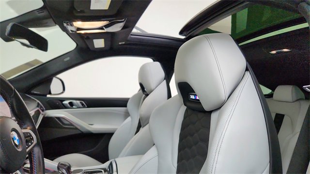 Used 2023 BMW X6 M image 32