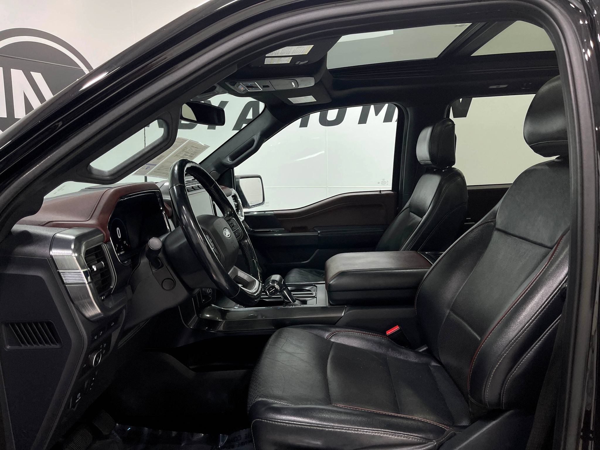 Used 2021 Ford F150 Lariat w/ Equipment Group 502A High AWD/4WD image 13