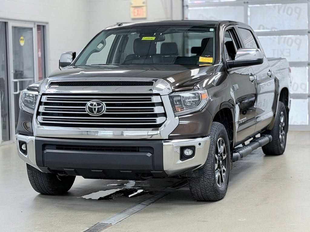 Used 2018 Toyota Tundra Limited w/ Limited Premium Package AWD/4WD image 3