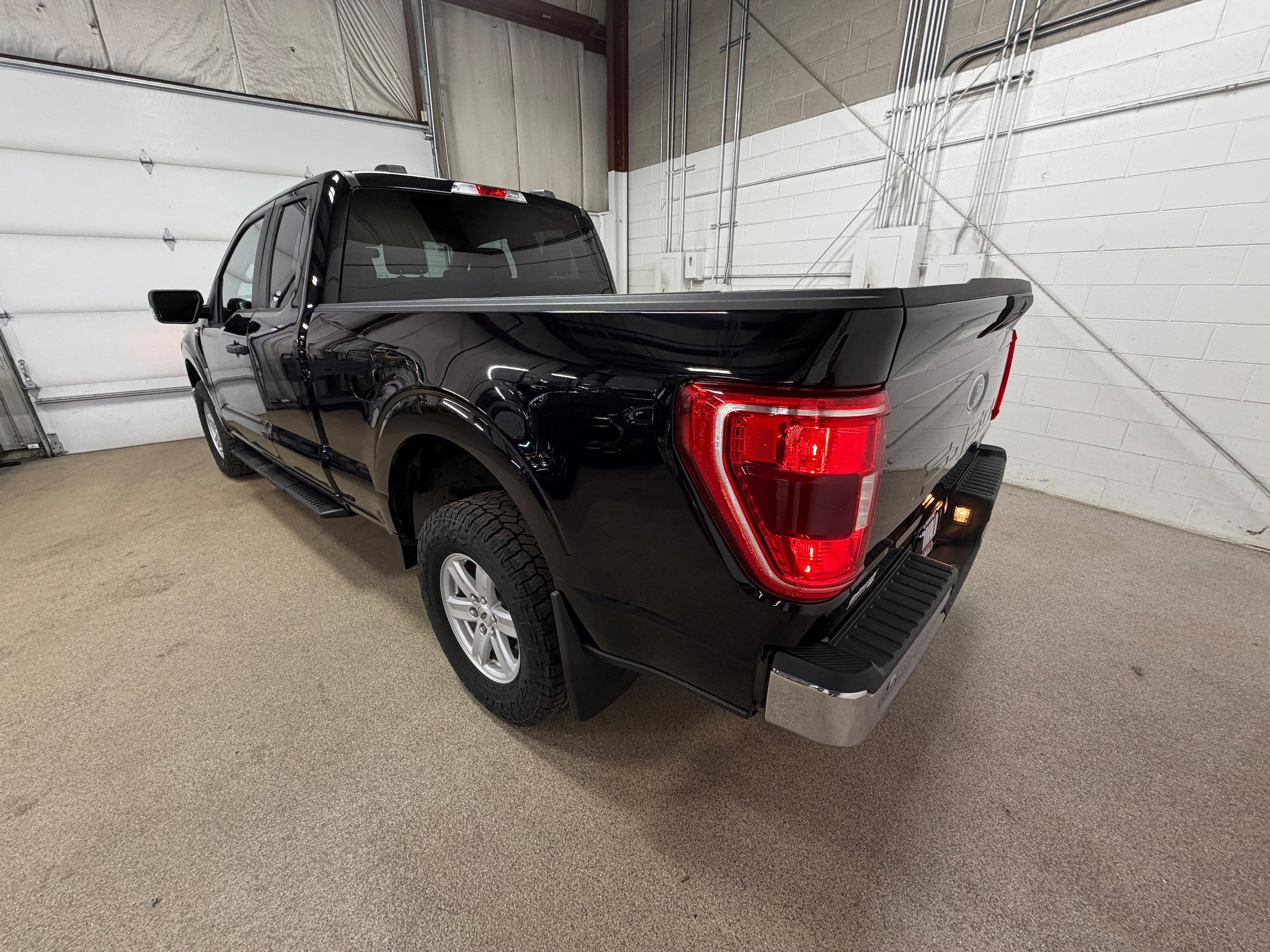 Used 2023 Ford F150 XL w/ XL Chrome Appearance Package AWD/4WD image 8
