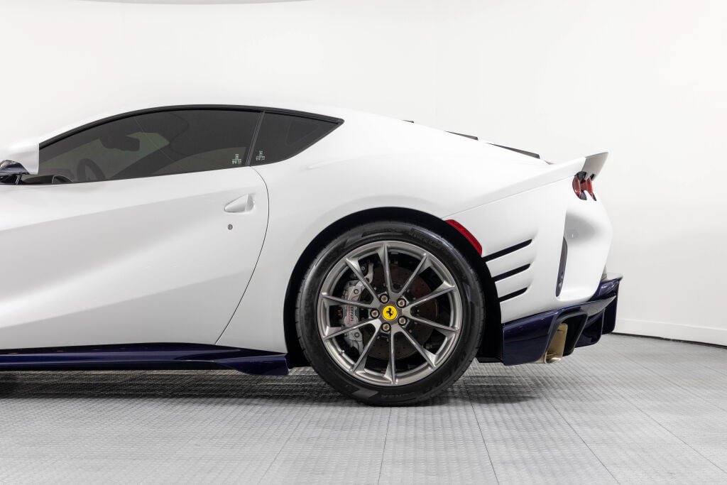 Used 2023 Ferrari 812 Competizione RWD image 18