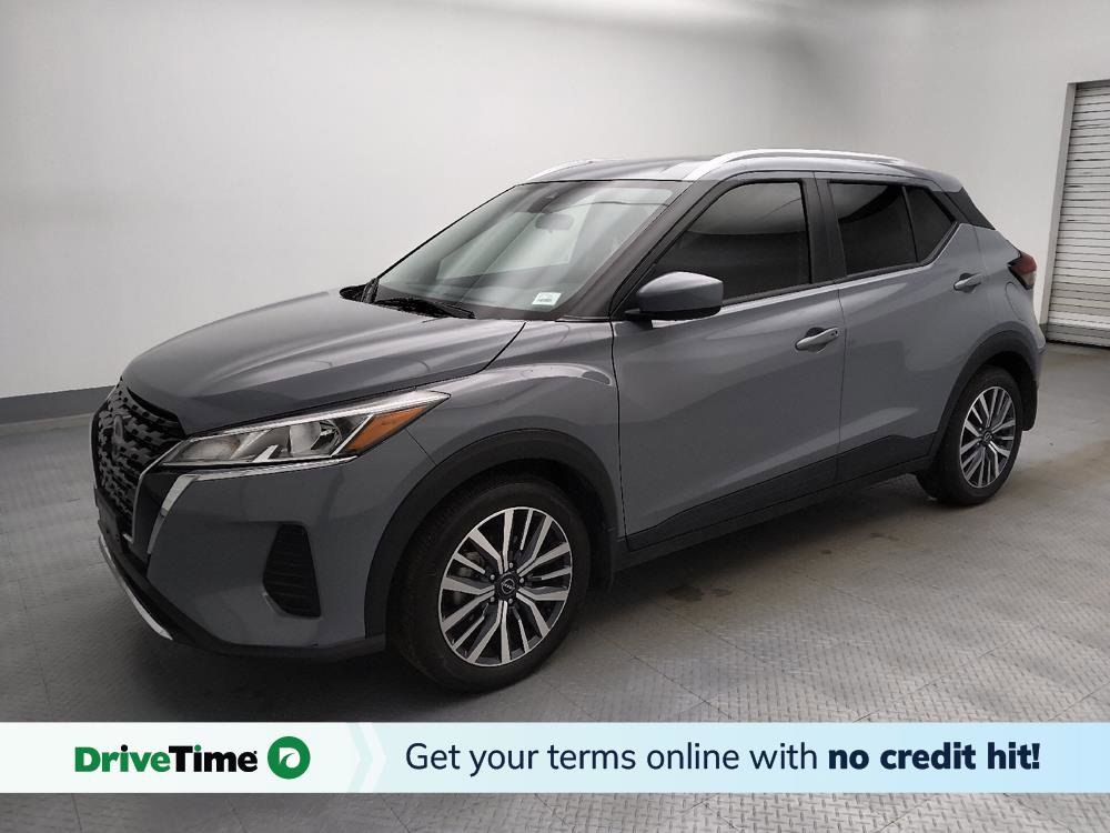 Used 2024 Nissan Kicks SV image 1