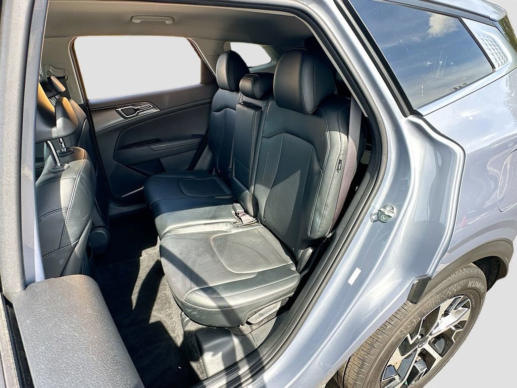 Used 2024 Kia Sportage EX image 24