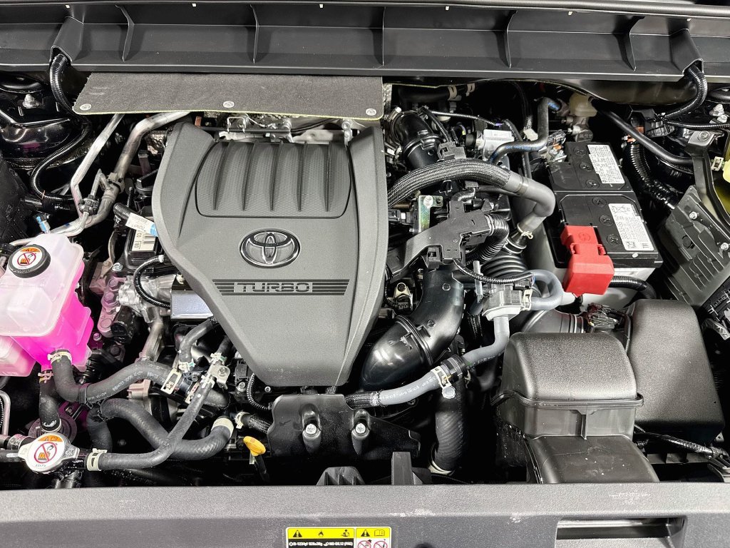 New 2026 Toyota Highlander Platinum AWD/4WD image 32