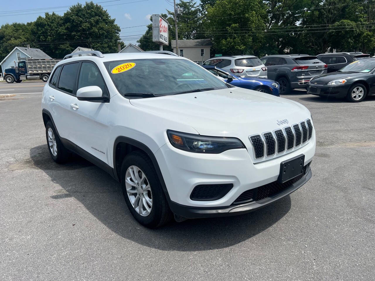 Used 2020 Jeep Cherokee Latitude image 7