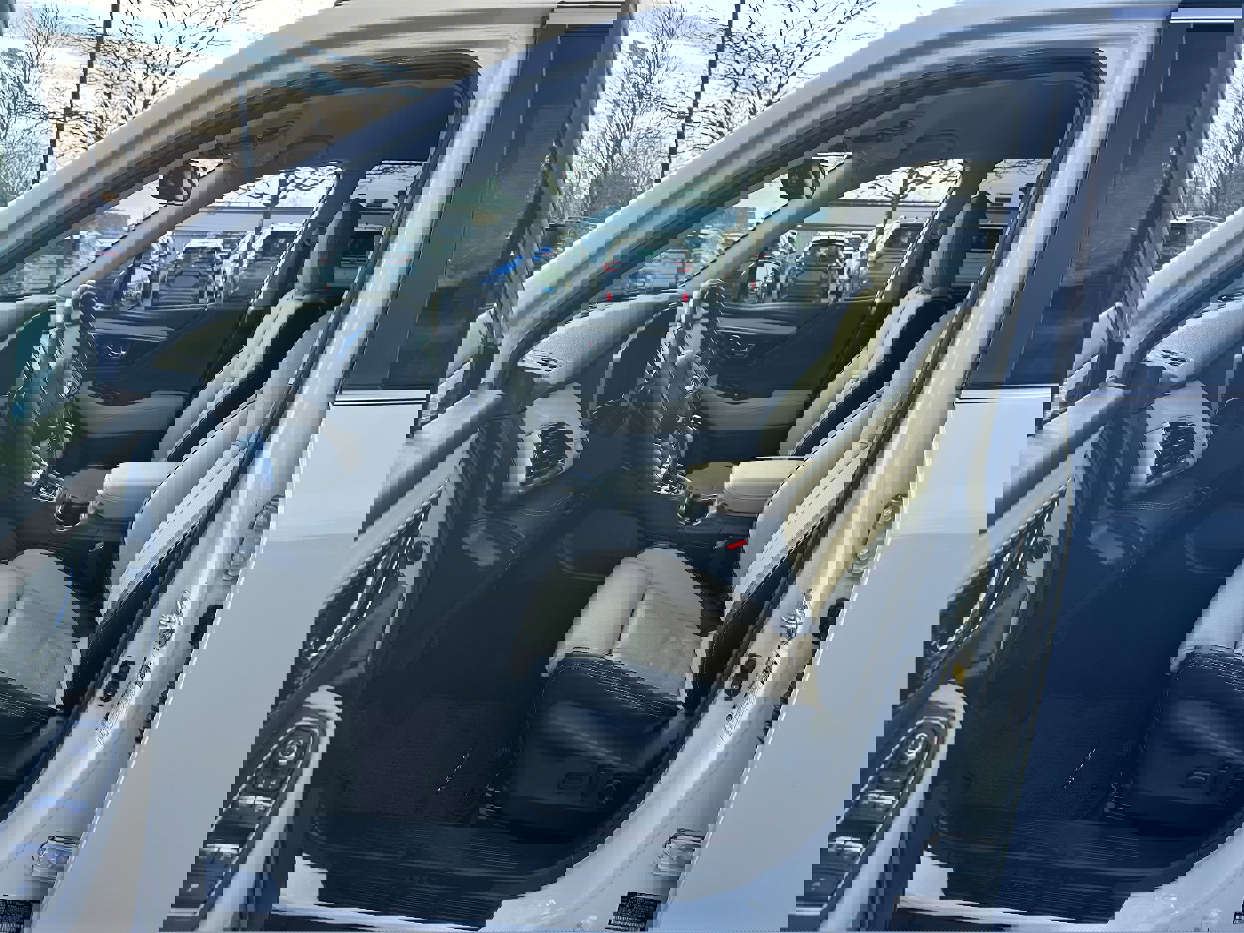 Used 2023 Subaru Outback Limited image 17