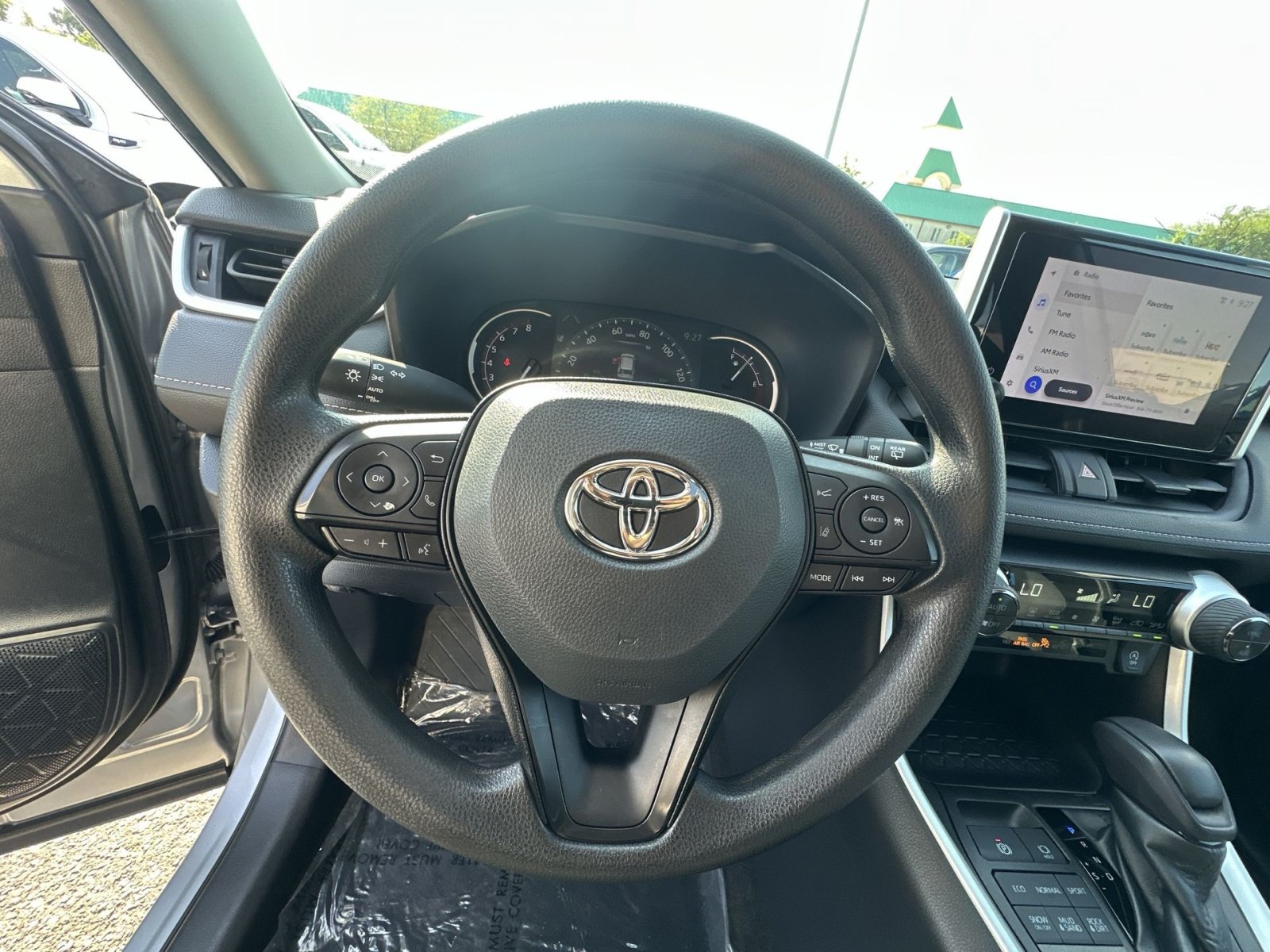 Used 2023 Toyota RAV4 XLE w/ Convenience Package AWD/4WD image 24