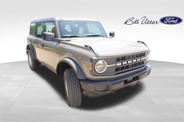 New 2025 Ford Bronco 4-Door video 2