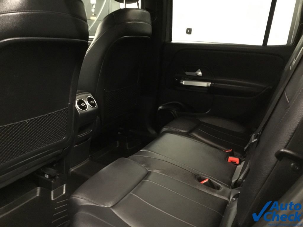Used 2020 Mercedes-Benz GLB 250 4MATIC image 27