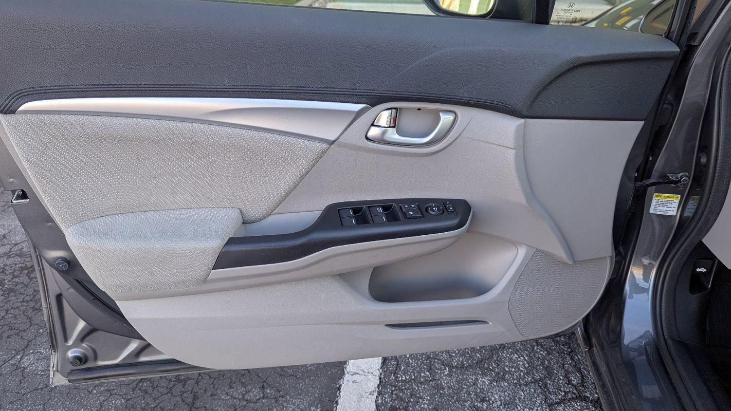 Used 2013 Honda Civic EX image 9