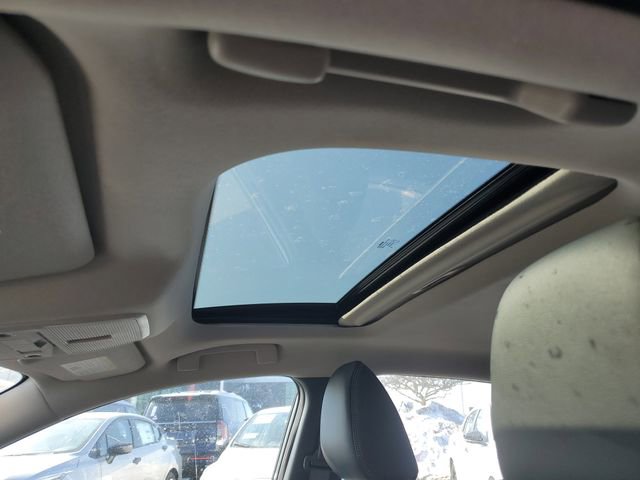 New 2026 Nissan Sentra SR w/ SR Premium Package image 18