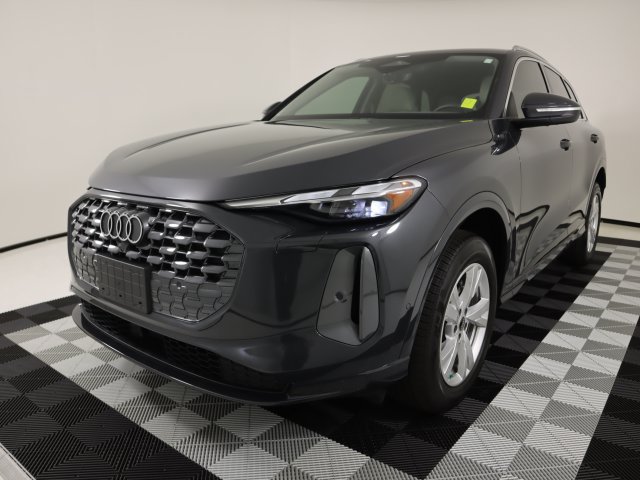 Certified 2025 Audi Q5 Premium w/ Convenience Package