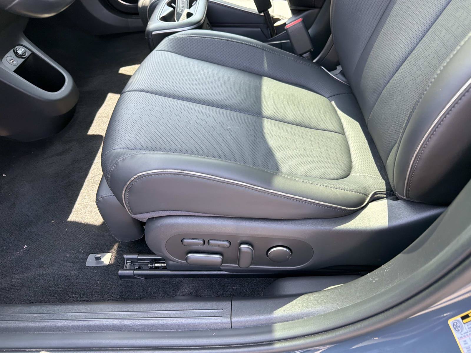 Certified 2023 Hyundai Ioniq 5 Limited AWD/4WD image 15