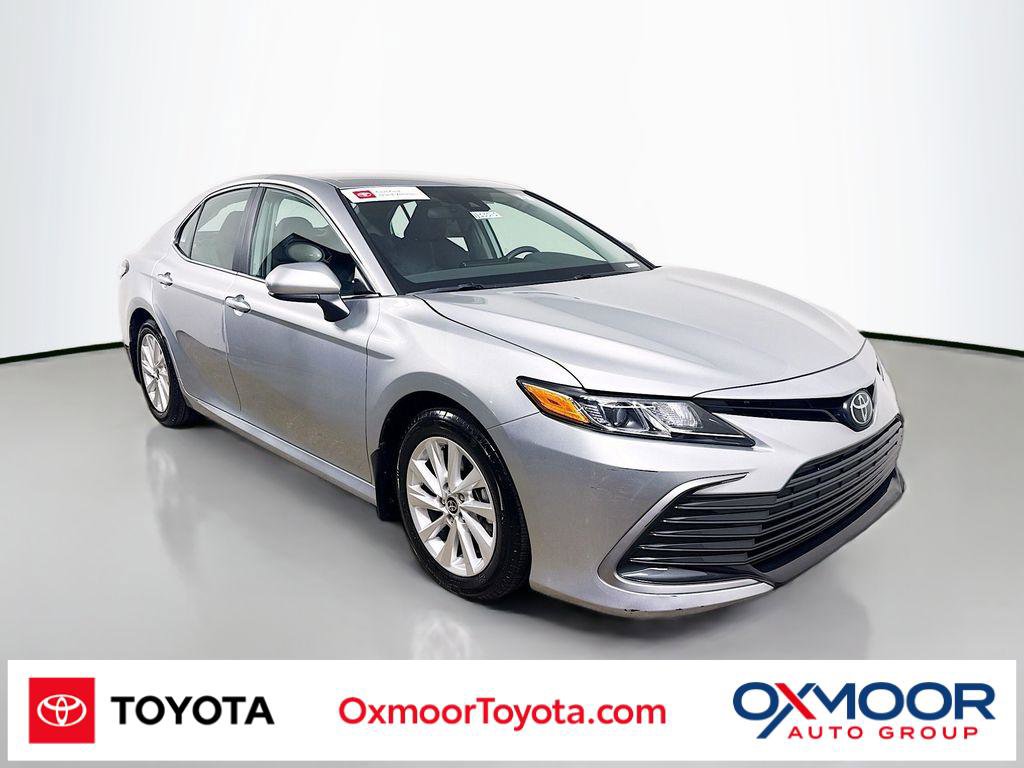 Certified 2024 Toyota Camry LE image 1