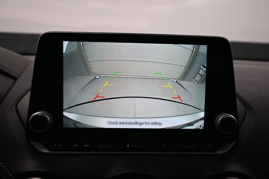 Used 2024 Nissan Sentra SV FWD image 18