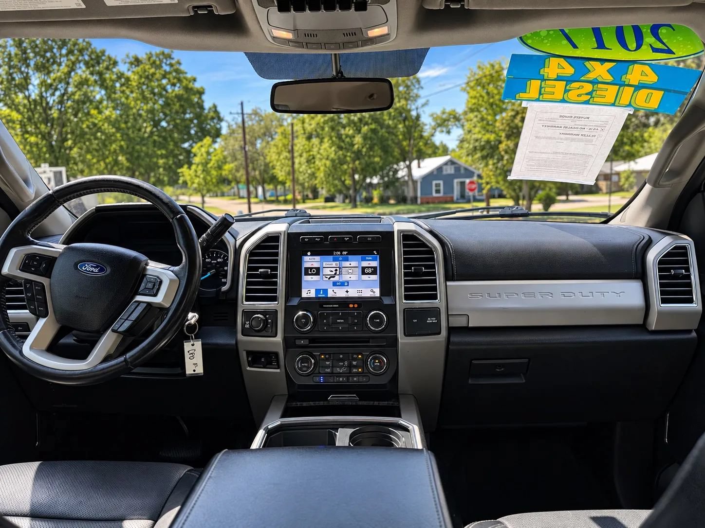 Used 2017 Ford F250 Lariat w/ Lariat Value Package AWD/4WD image 13