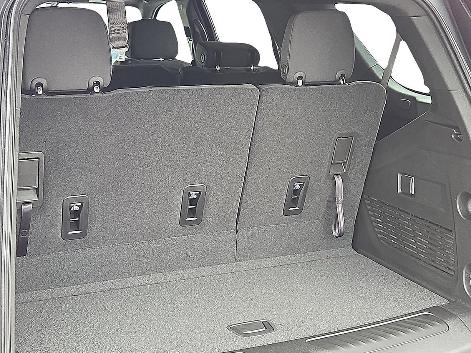 New 2026 Chevrolet Tahoe LS image 8