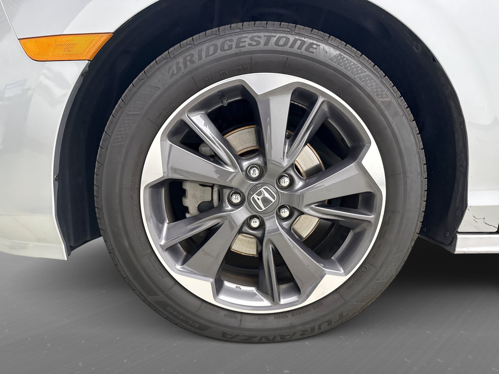 Used 2023 Honda Odyssey Elite image 23