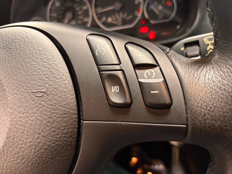 Used 2004 BMW 330Ci Coupe image 16