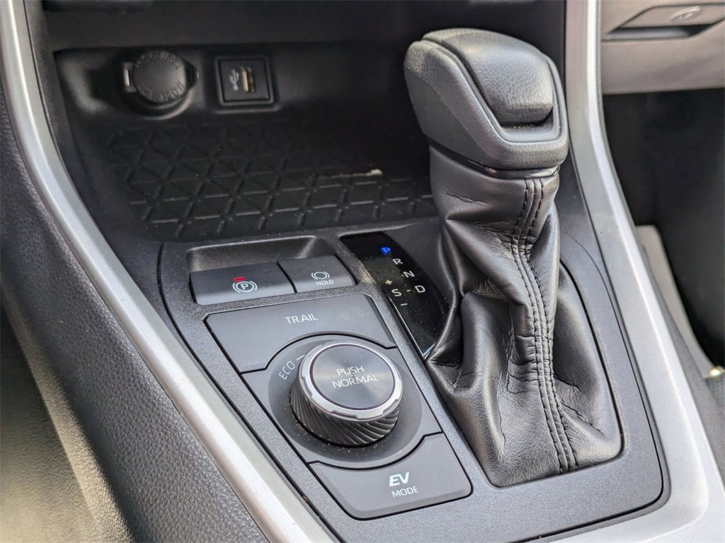 Used 2024 Toyota RAV4 XLE image 22