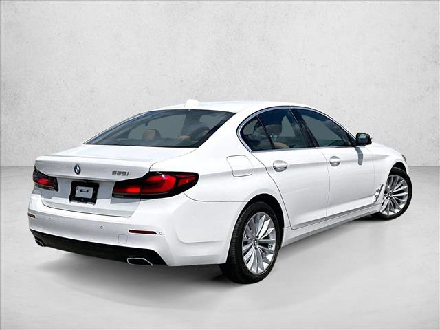 Used 2022 BMW 530i w/ Premium Package image 2