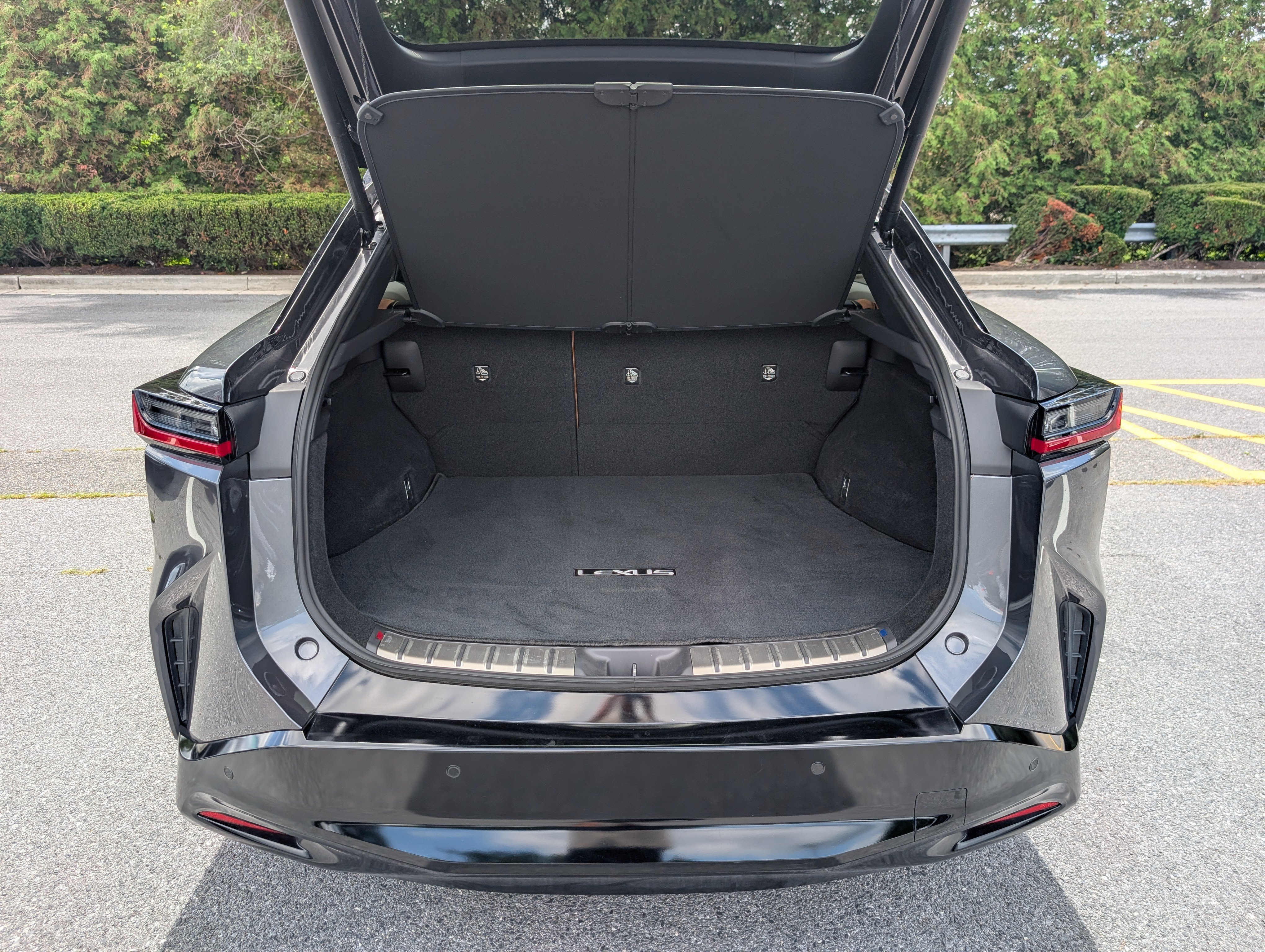 Certified 2023 Lexus RZ 450e Premium w/ Accessory Package (Z1) AWD/4WD image 13