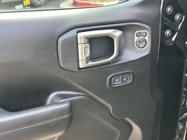 Certified 2025 Jeep Wrangler Unlimited Rubicon 4xe w/ Safety Group image 10