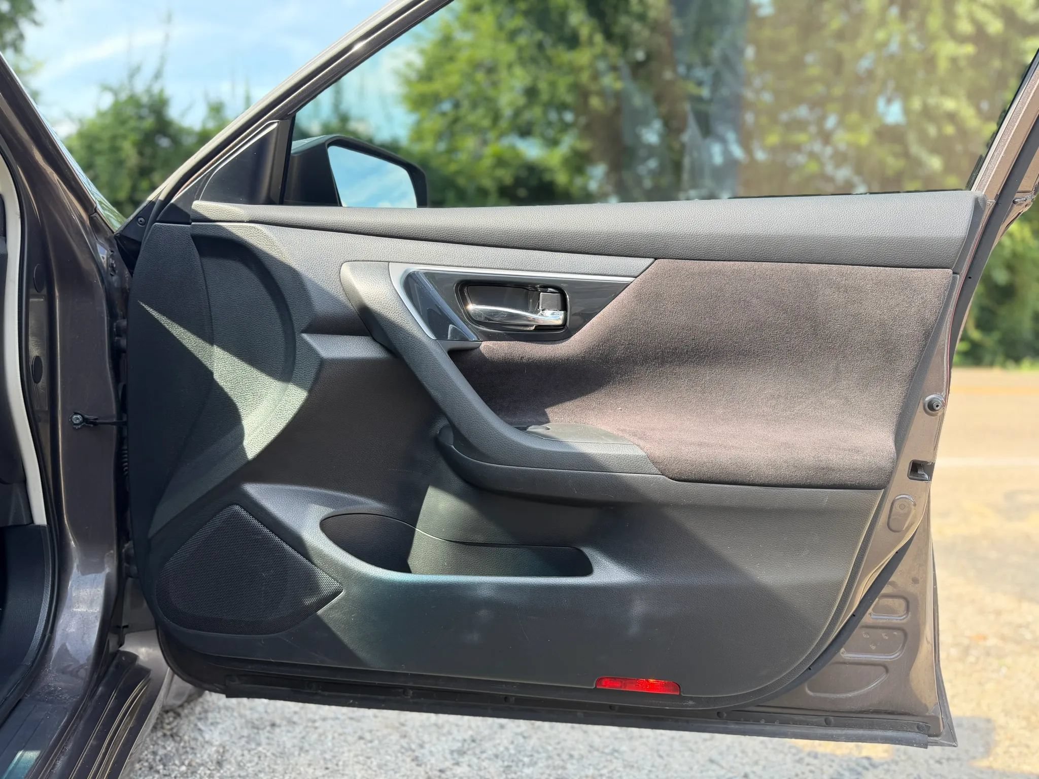 Used 2013 Nissan Altima 2.5 S FWD image 18